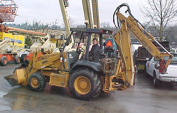 Case 580L 4x4 98 8233 1.jpg (74328 bytes)